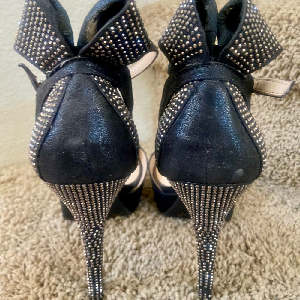 Jessica Simpson Black Studded Heels - Picture 4 of 7